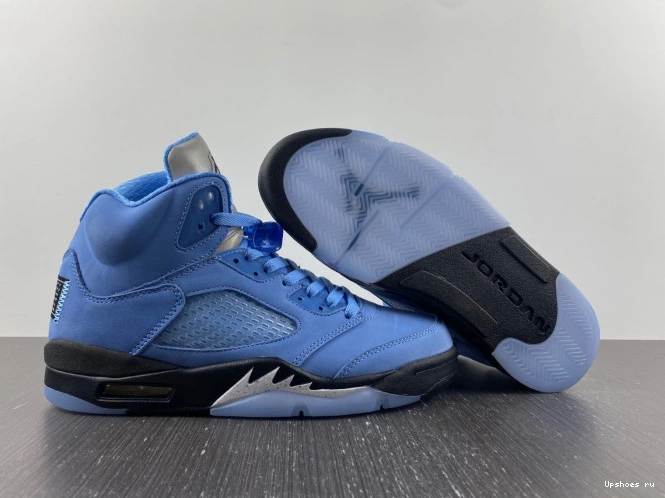 Air  RETRO “UNC” Jordan 5  DV1310-401 0522